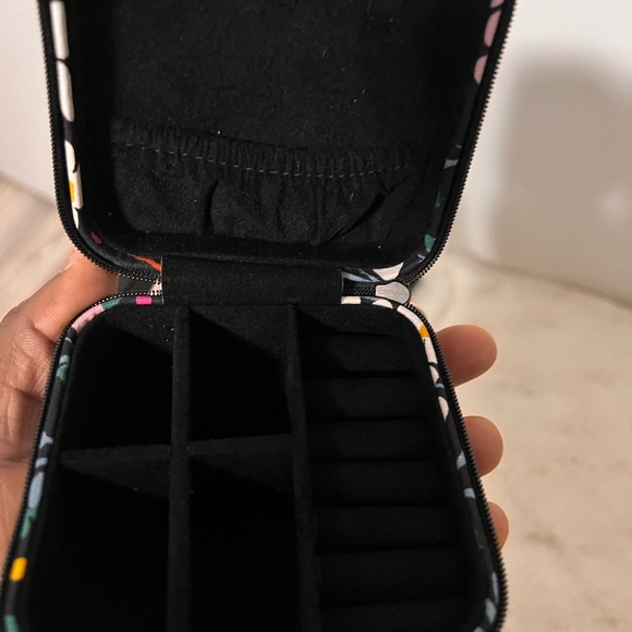 Kate spade jewelry box - Picture 3 of 6